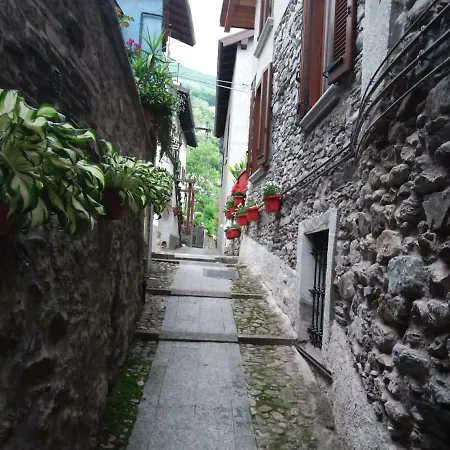 Il Sogno Di Claudia ג'רה לאריו